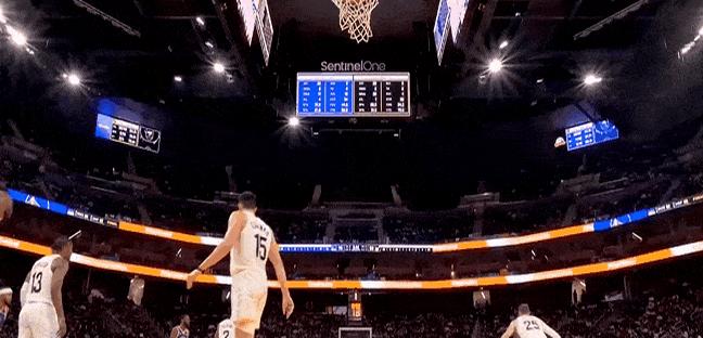 九游游戏中心官网-Doinb迎来三赛季出色发挥,加拿大队观众热烈欢呼!热度持续攀升-九游游戏中心官网