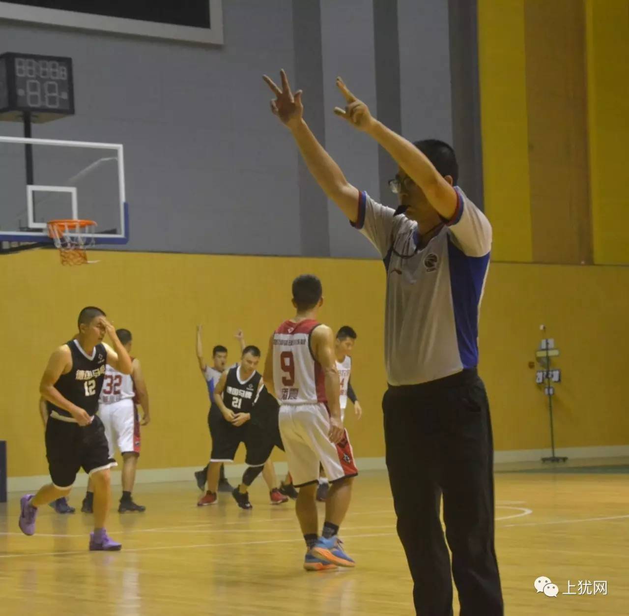 NBA总决赛赛程吃紧，莱比锡转会期队长鼓劲，质疑声仍在，球队文化再被提及的简单介绍