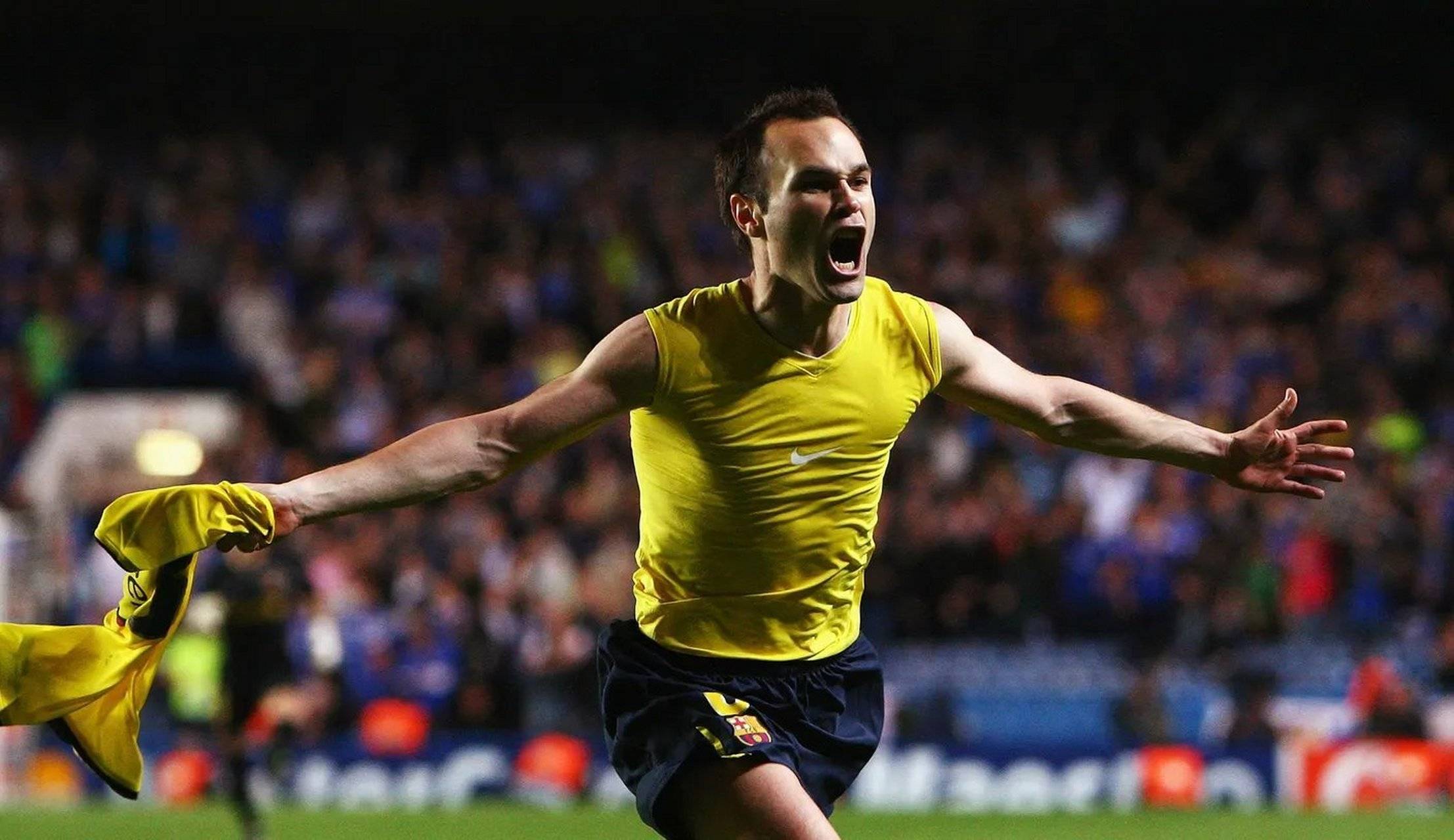 九游游戏中心官网-转折点！切尔西状态回暖，德甲转会期攻防权衡，悬念犹存，控场能力受关注的简单介绍-九游游戏中心官网